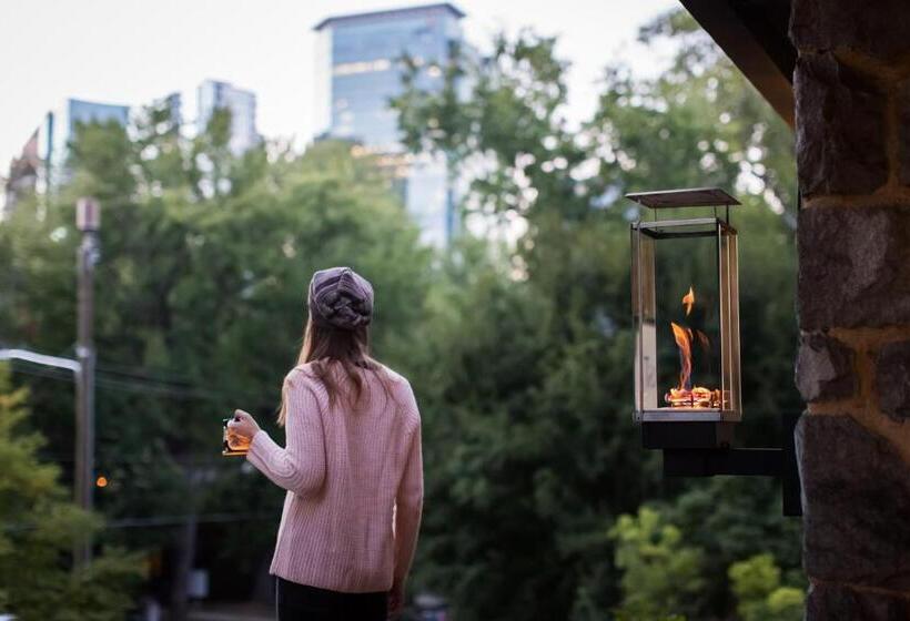 带大床的套房, Stonehurst Place Bed & Breakfast