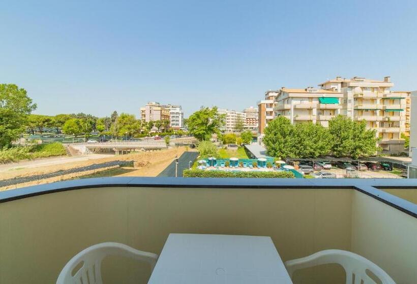 آپارتمان 1 خوابه با بالکن, Residence Promenade