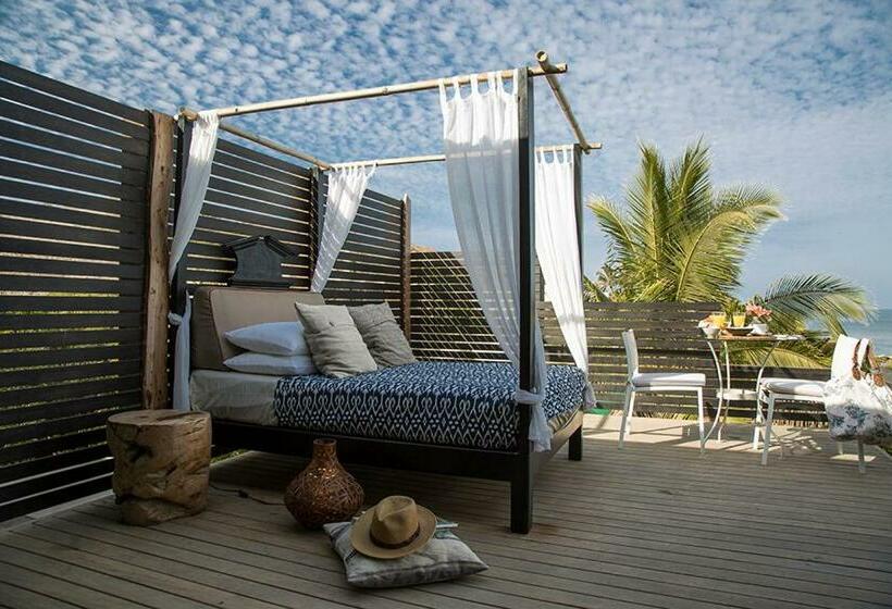 Deluxe Suite Sea View, Kichic