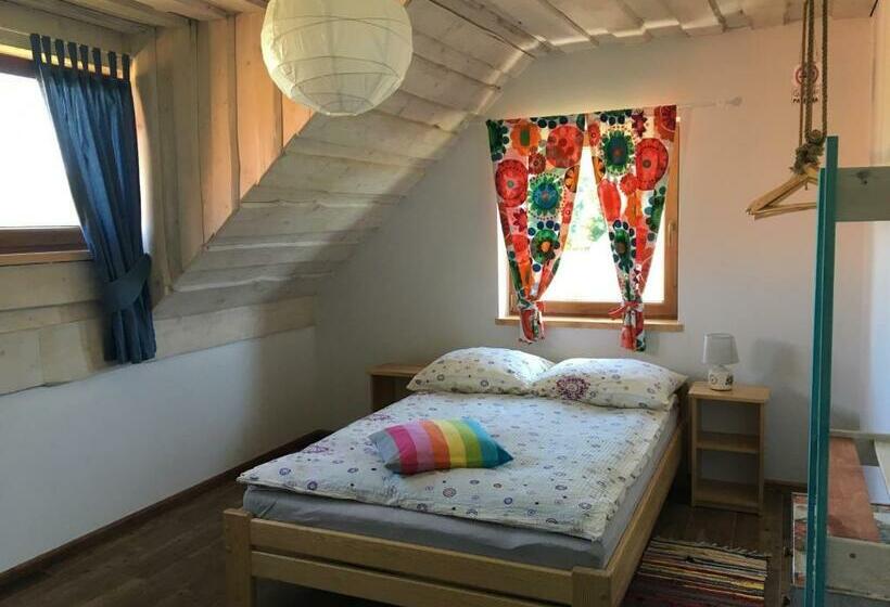 Номер Стандарт Вид на Сад, Na Zielonej łące..