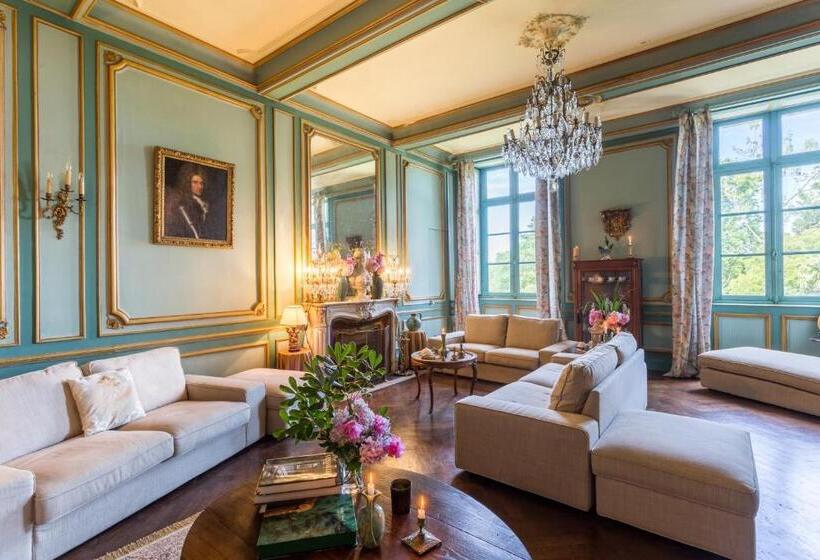 Президентский Люкс, Chateau D Estrac