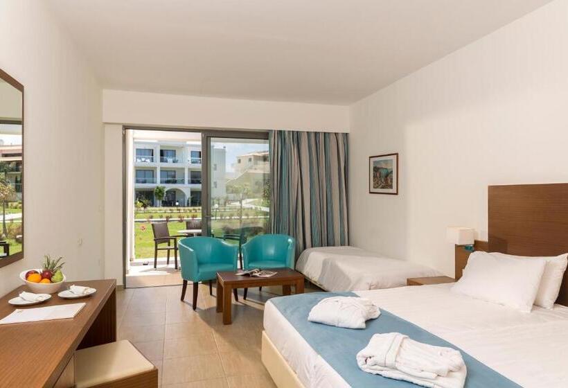 标准间, Asterias Beach Resort