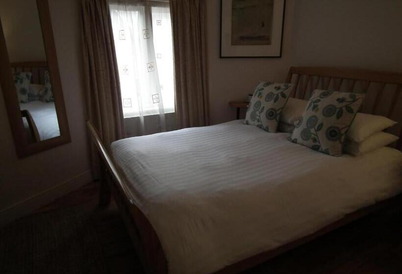اتاق استاندارد یک نفره, The Kingsley At Eversley