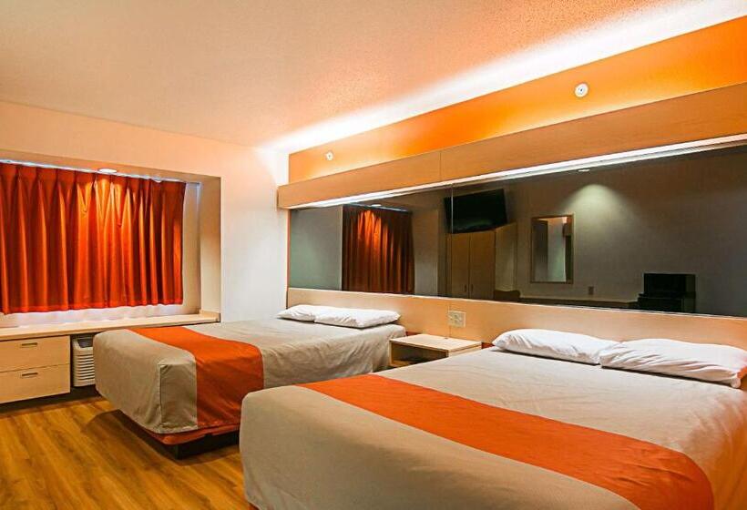 Номер Стандарт, Motel 6sycamore, Il