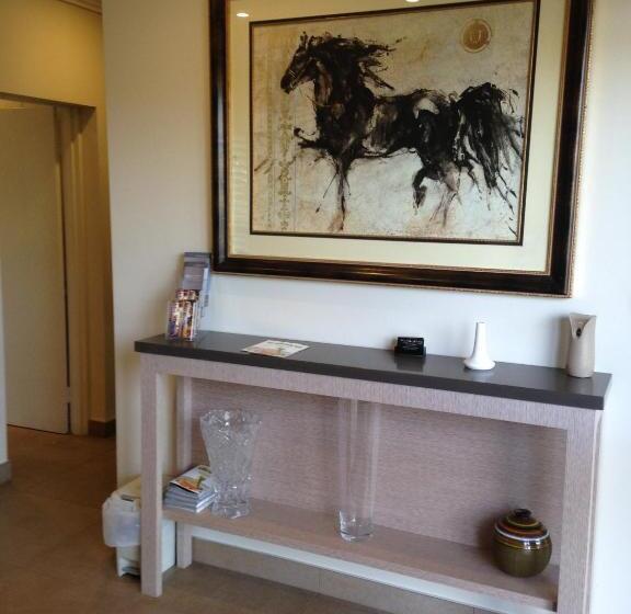 Номер Executive, Francis Phillip Motor Inn And The Lodge