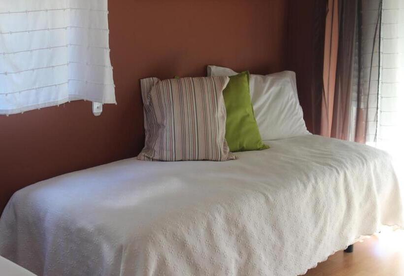 Номер Стандарт Совместная Ванная, Ericeira Chill Hill Hostel & Private Rooms