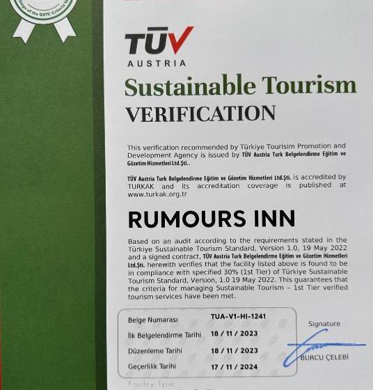 اتاق استاندارد سه نفره, Rumours Inn