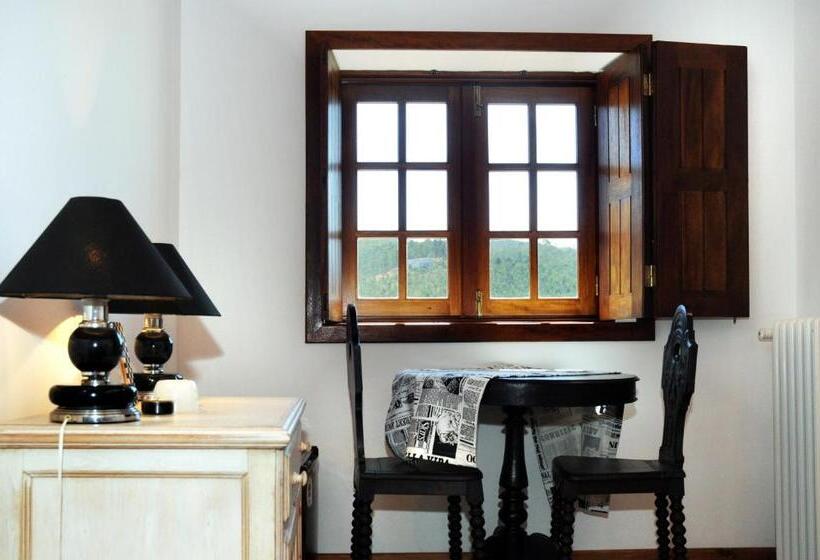 Люкс, Quinta Das Escomoeiras