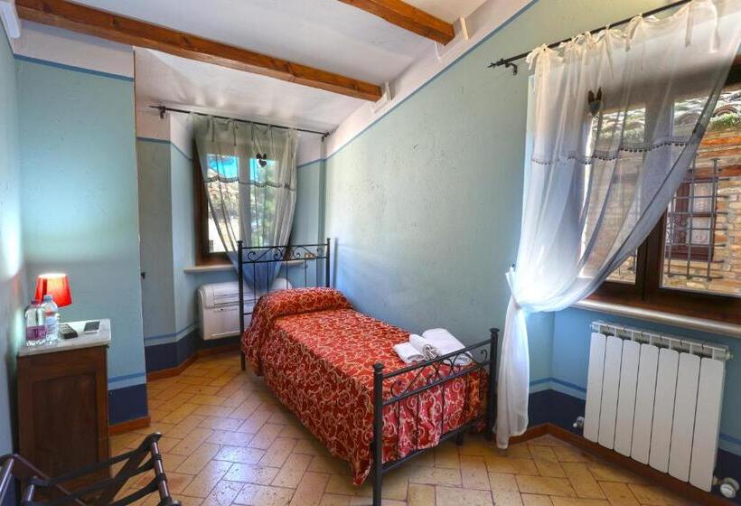 Номер Стандарт Индивидуальный, Albergo Diffuso Borgo Montemaggiore