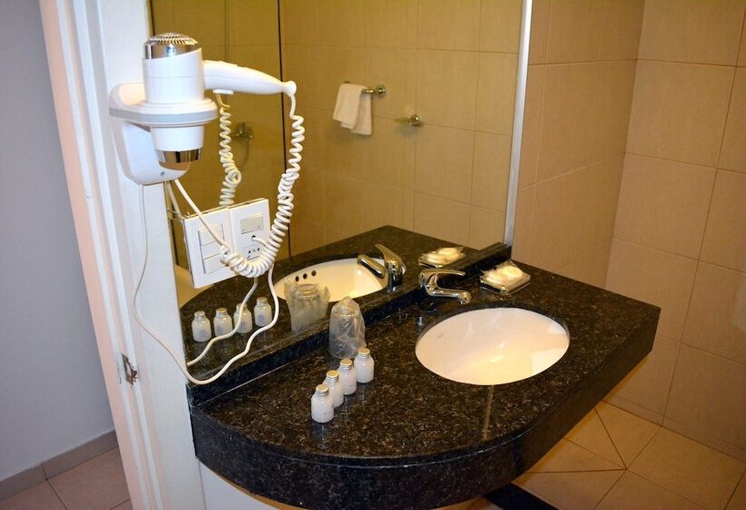 اتاق استاندارد چهار تخته, De La Plaza