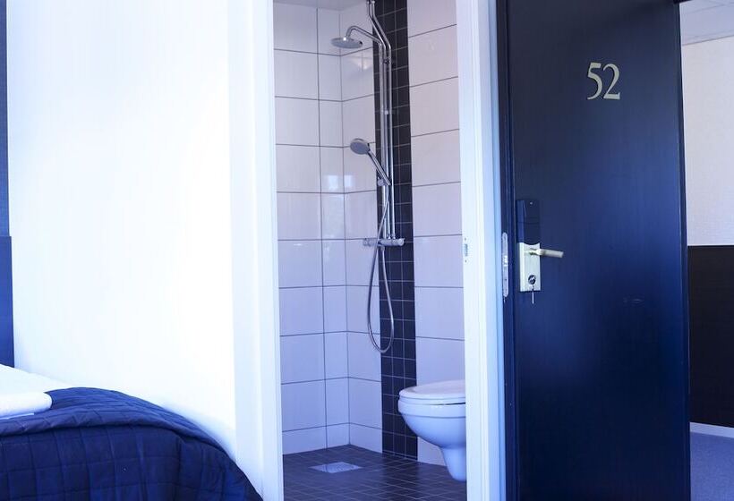 Номер Стандарт Индивидуальный, Nacka Stadshotell