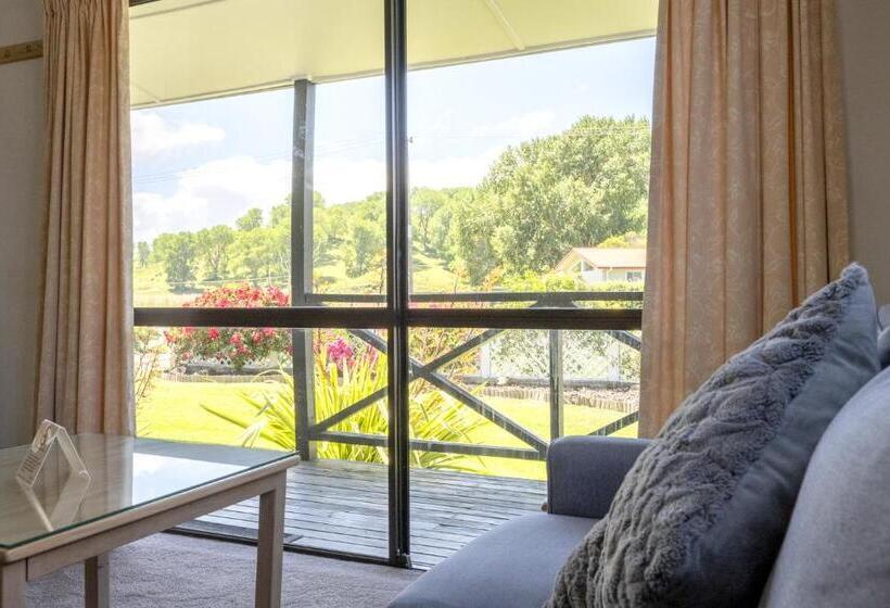 Шале 1 Спальня, Tudor Park Motel