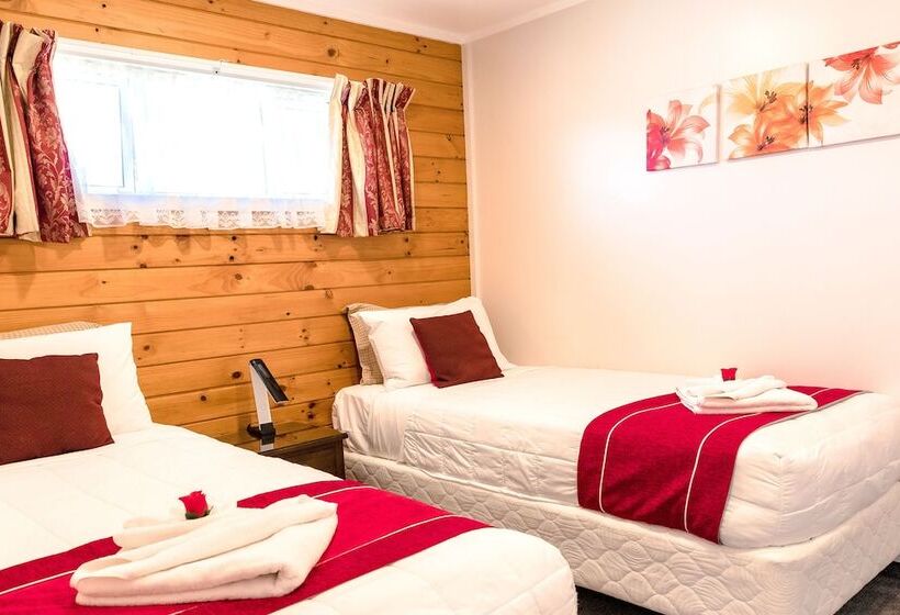 Апартаменты 2 Спальни, Tudor Park Motel