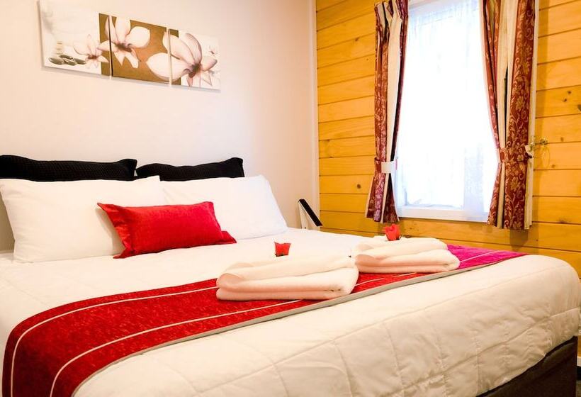 침실 2개 아파트, Tudor Park Motel