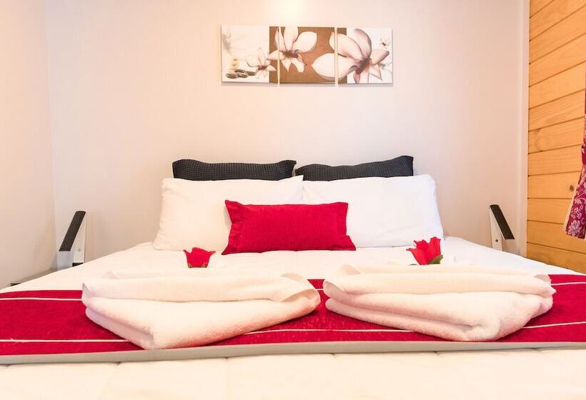 Апартаменты 2 Спальни, Tudor Park Motel