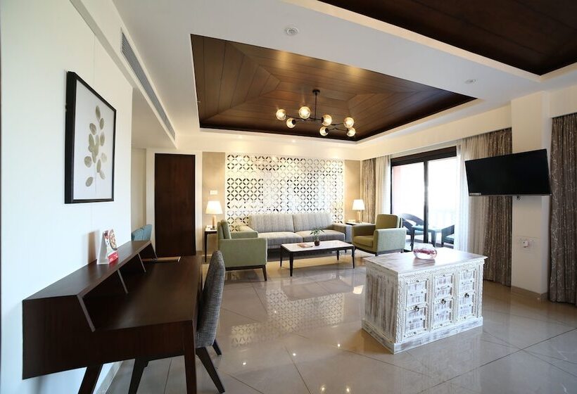 皇家套房, The Lagoona Resort