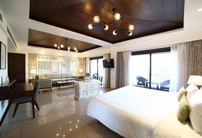 皇家套房, The Lagoona Resort