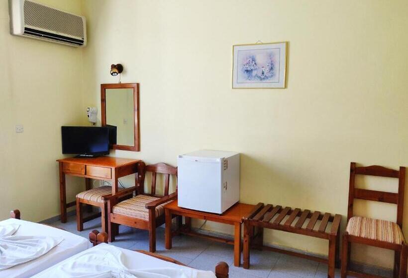 Номер Стандарт с Балконом, Titania Hotel Karpathos
