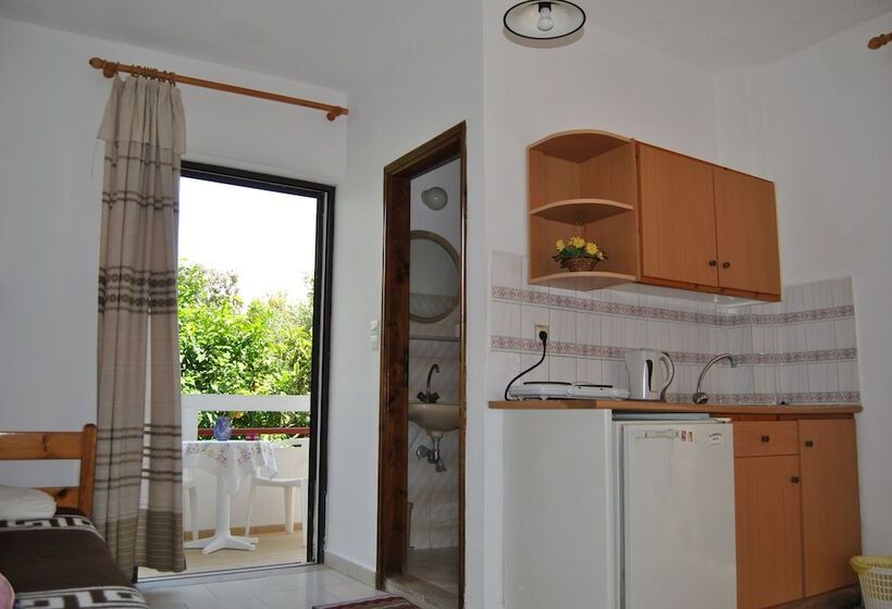 Студия Стандарт, Stergia Apartments