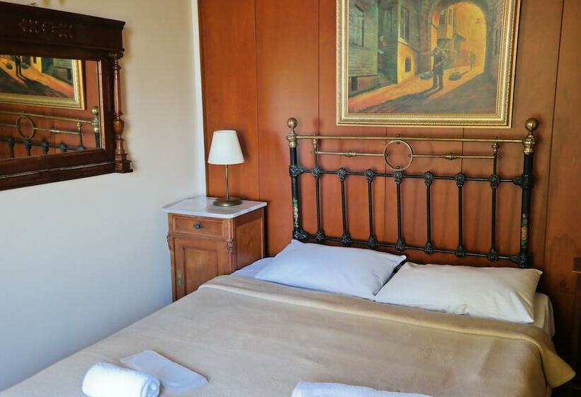 חדר קומפורט עם נוף לים, Büyükada Anastasia Meziki History Mansion