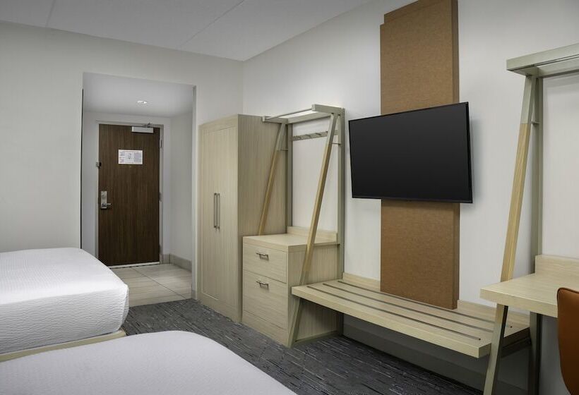Люкс Адаптированный для Инвалидов, Holiday Inn Express & Suites Pittsburgh North Shore, An Ihg