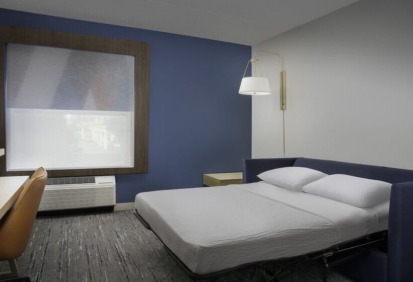 Люкс, Holiday Inn Express & Suites Pittsburgh North Shore, An Ihg