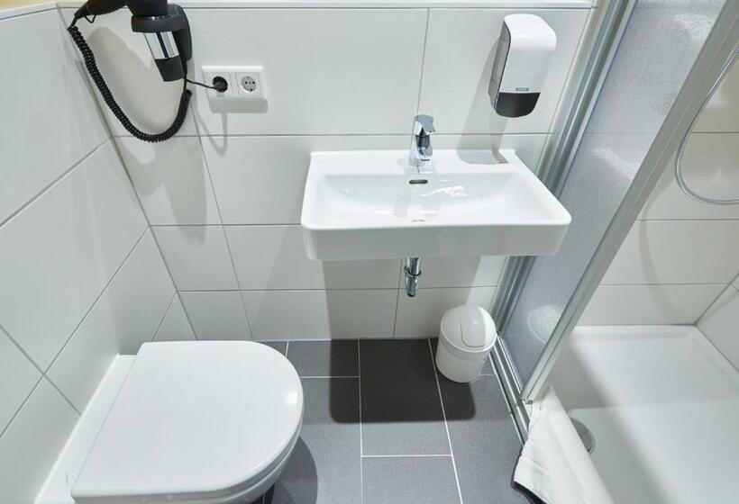 싱글 기본룸, Mcdreams Hotel Mönchengladbach
