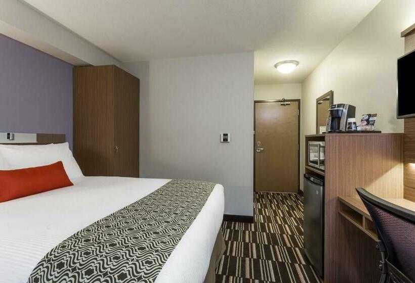 Номер Economy, Microtel Inn & Suites By Wyndham Fort Saint John