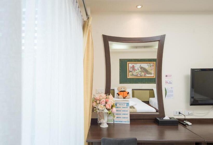 Номер Deluxe Кровать Кинг, Chayadol Resort   Sha Extra Plus