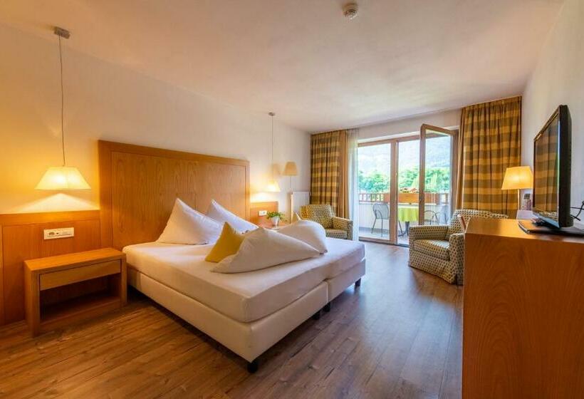 Comfort room with balcony, Garden Park