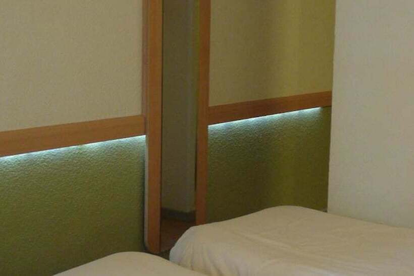 Номер Стандарт, Ibis Budget Paris Porte De Bagnolet