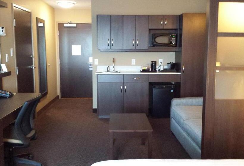 Студия Стандарт, Microtel Inn & Suites By Wyndham Red Deer