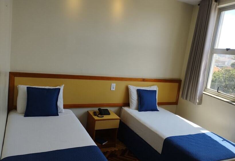 Четырехместный Номер Стандарт, Summit Inn Hotel Pouso Alegre