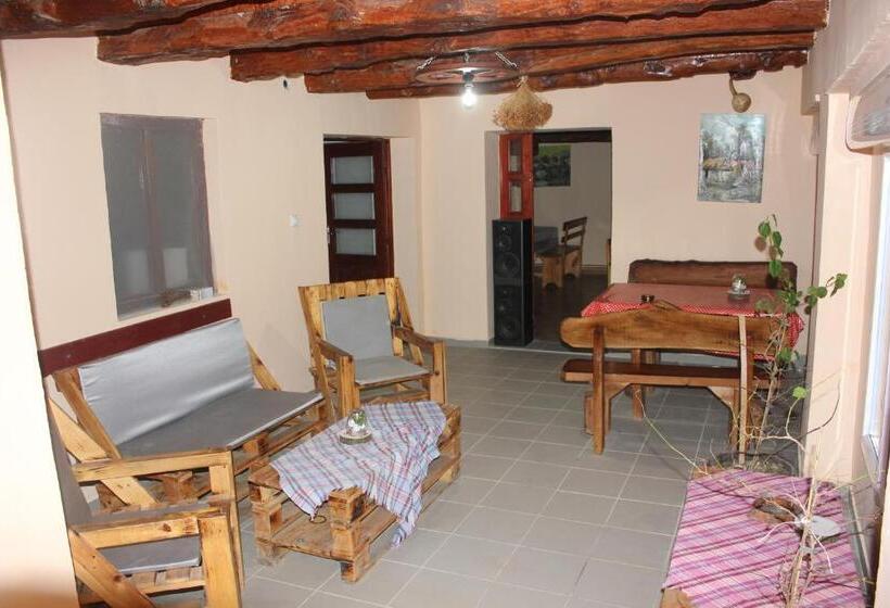 اتاق استاندارد چهار تخته, Stara Planina Vila Vesela Kuca