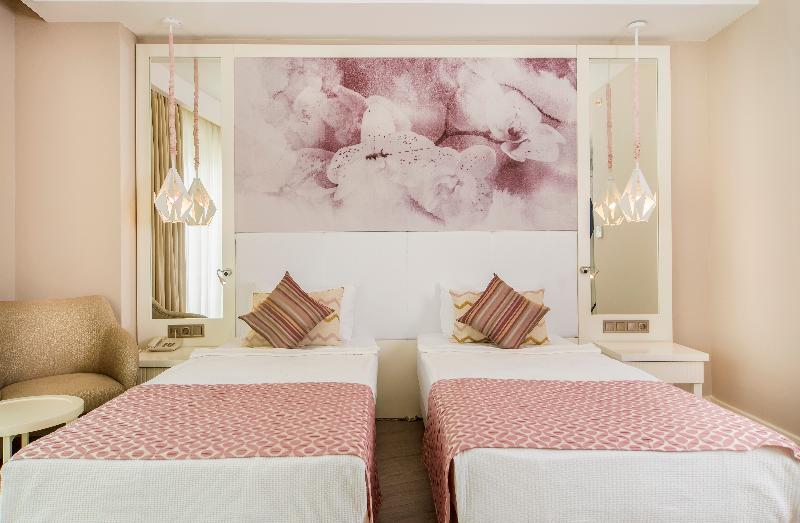 اتاق استاندارد با چشم‌انداز دریا, Diamond Premium Hotel & Spa