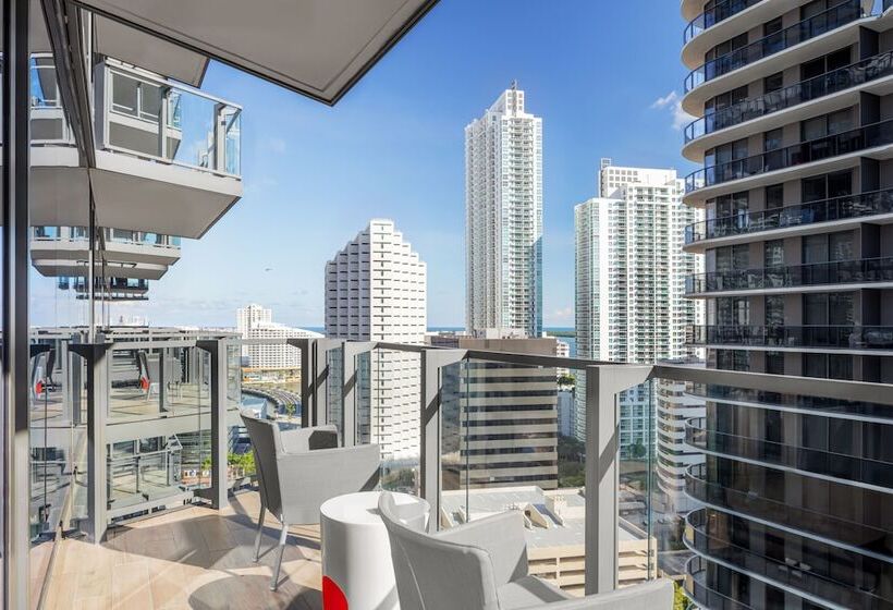 Sviitti, East Miami