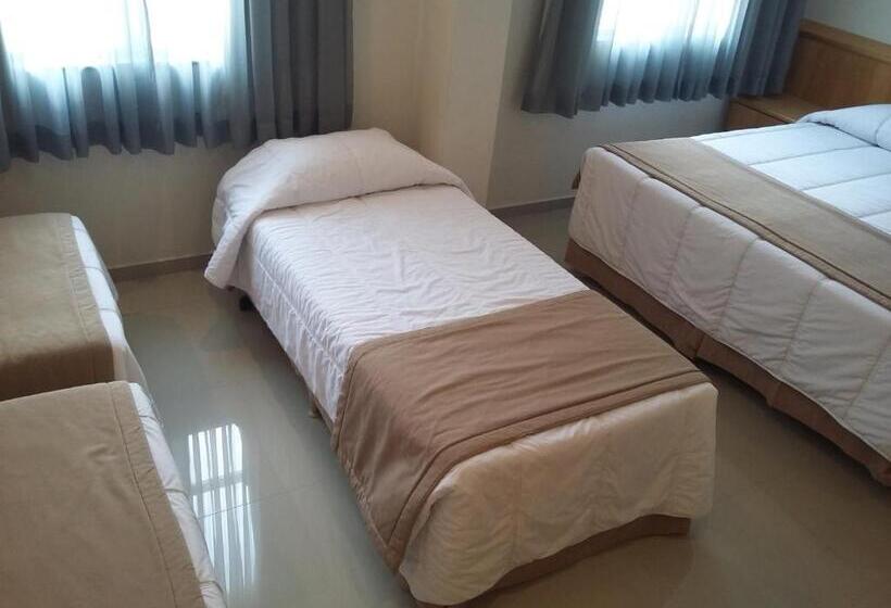 Quarto Familiar, Saionara