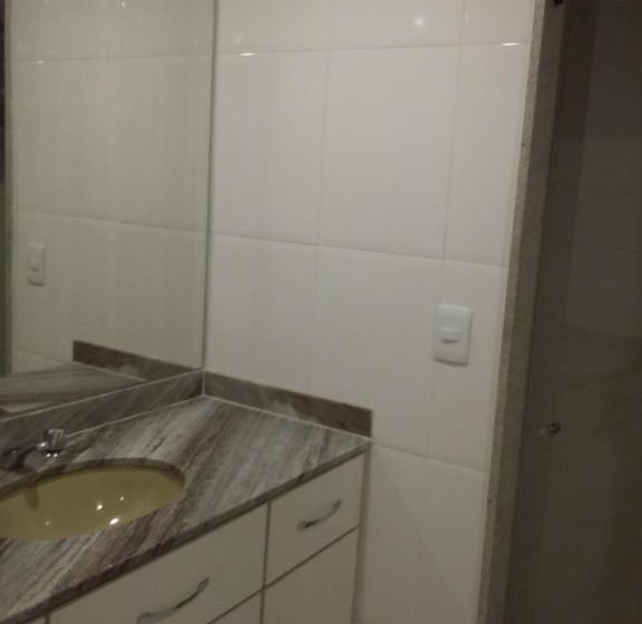 Quarto Estandar, Saionara
