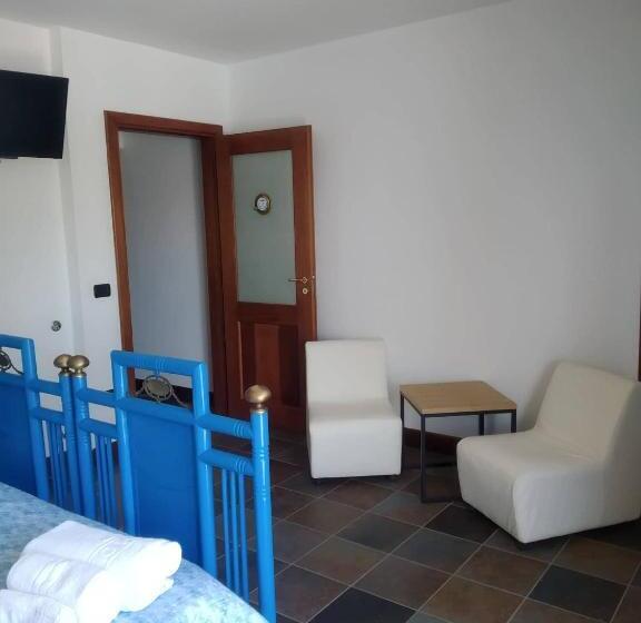 Номер Стандарт Вид на Бассейн, Elios Bed And Breakfast In Villa   Fuscaldo