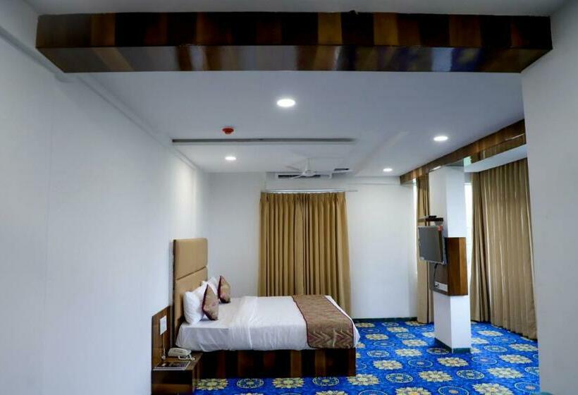 Президентский Люкс, Pg Sons Hotel And Resort