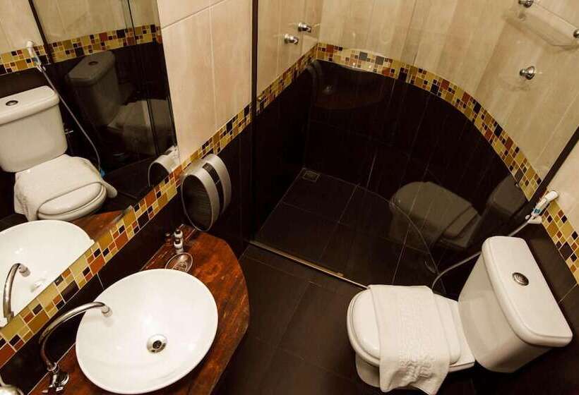 Трехместный Номер Deluxe, Estrada Real Palace