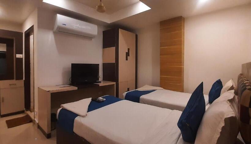 标准间, Kosala Vijayawada