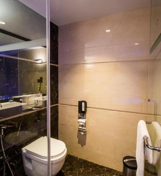 Президентский Люкс, Planet Hollywood Beach Resort Goa