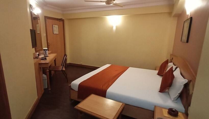 Quarto Deluxe, Prime