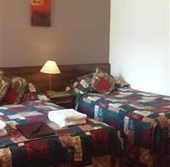 Номер Стандарт, Karden House