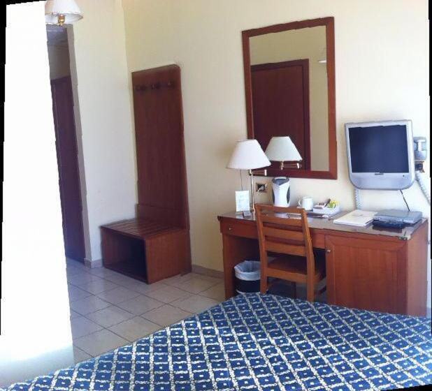 اتاق اکونومی, Adria