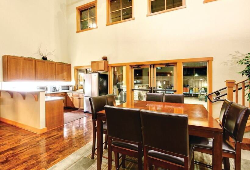 דירת שלושה חדרים, Worldmark Chelan Lake House