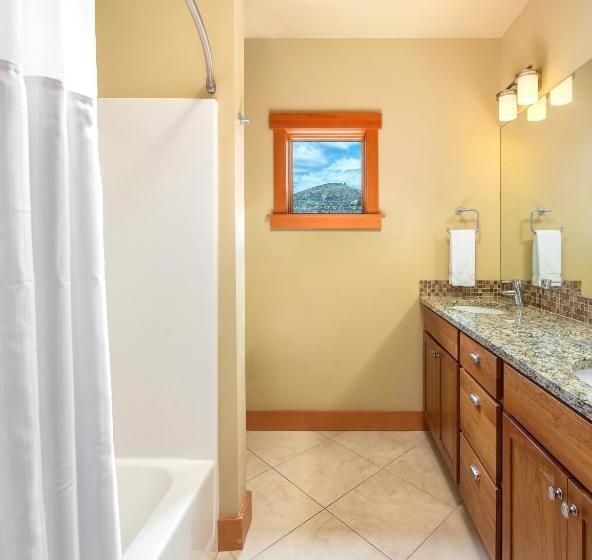 דירת חדר, Worldmark Chelan Lake House