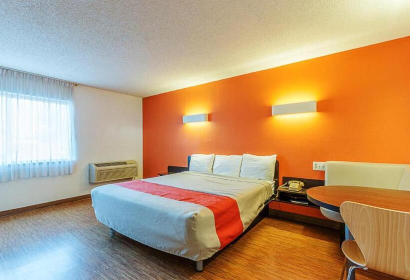 Стандартный Номер Кровать Кинг, Motel 6 Wisconsin Rapids, Wi
