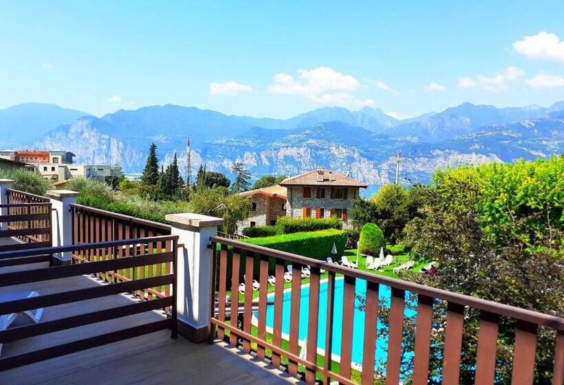 レイクビューデラックスルーム, Park Hotel Val Di Monte S